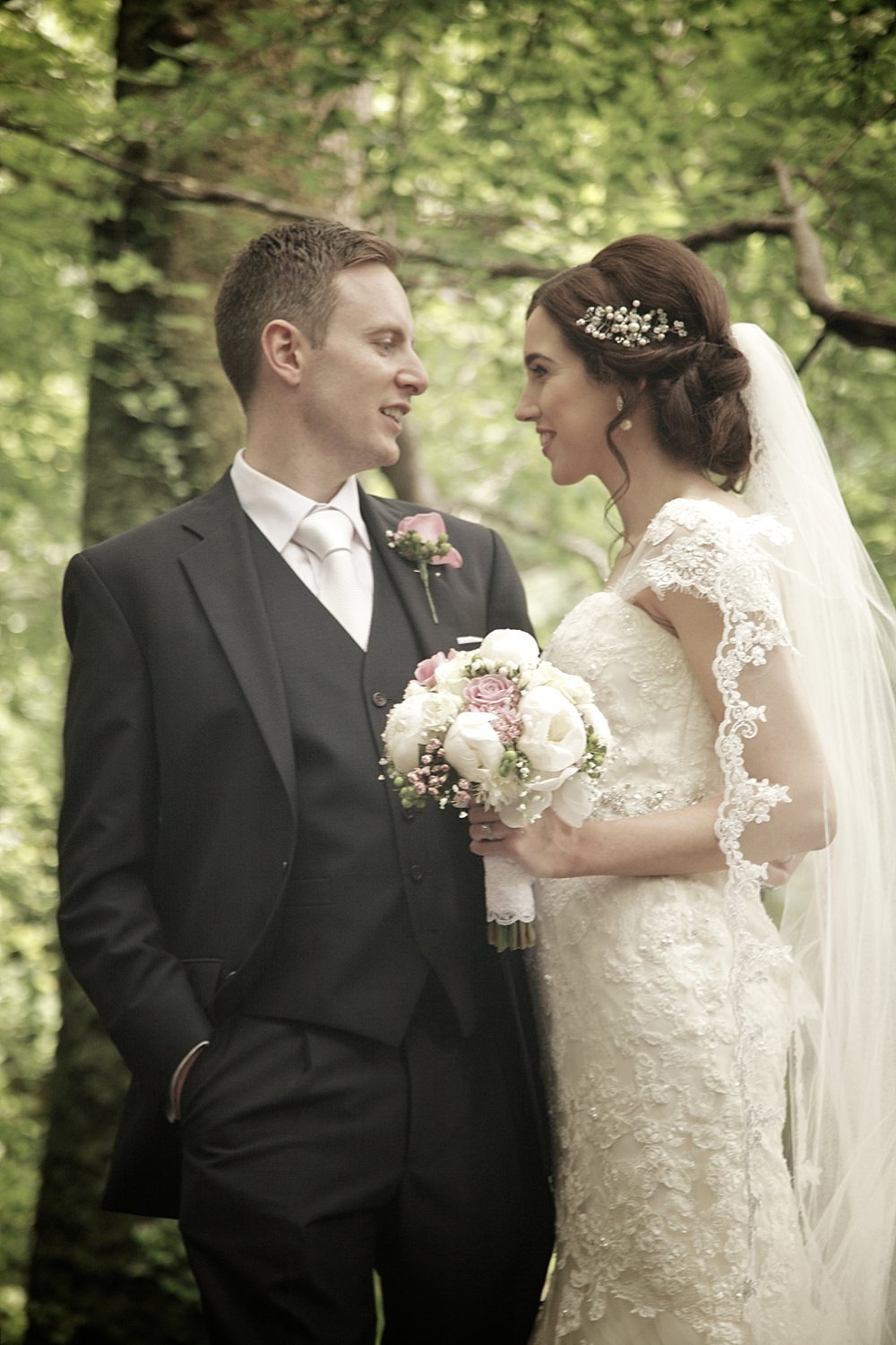 Leona&Barry 2138 - Version 2